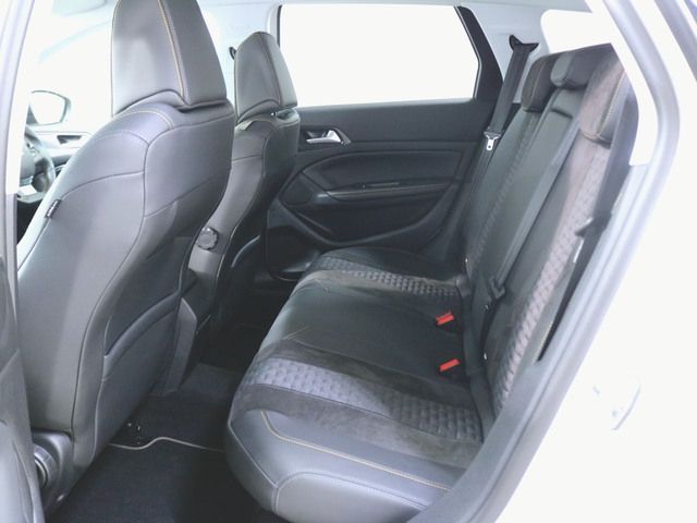 Peugeot 308 2021-02 23132-4