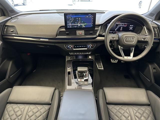 Audi SQ5 2022-03 18210-6