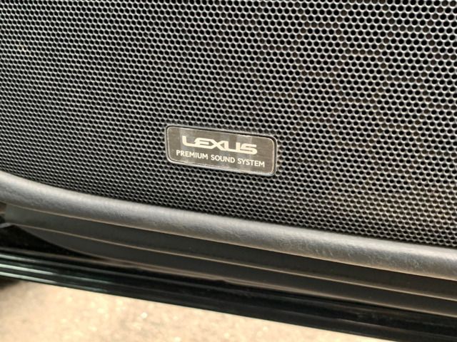 Lexus LS 2015-03 8334-6