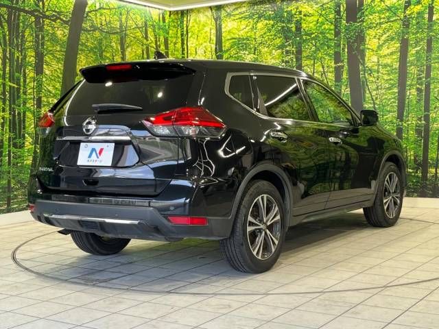 Nissan X-TRAIL 2017-09 183520-17