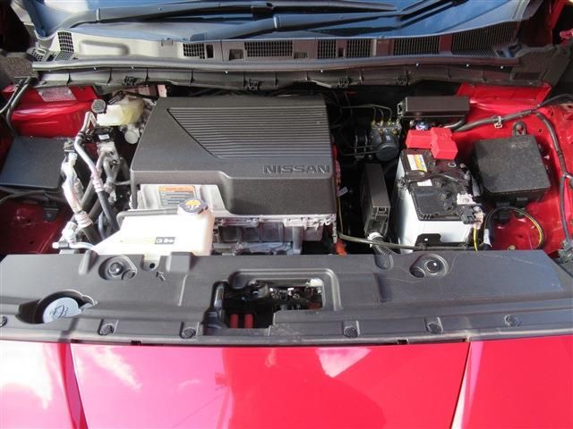 Nissan LEAF 2020-09 185683-24