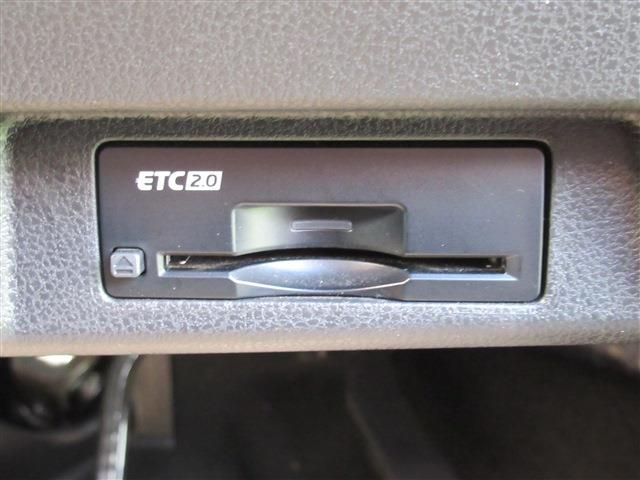 Nissan LEAF 2020-09 185683-15