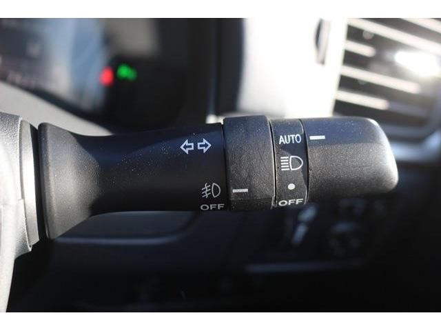 Lexus CT 2017-10 17651-14