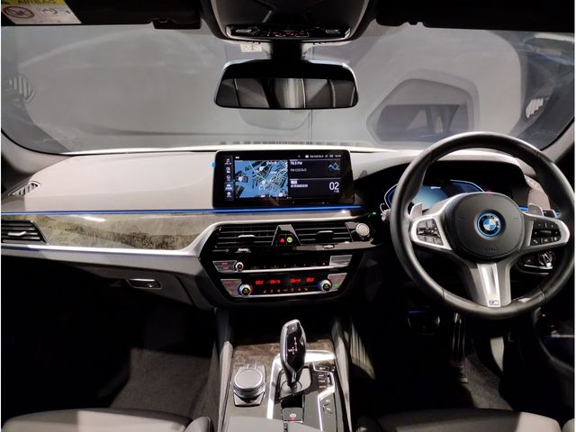 Bmw 5 SERIES 2023-01 14868-1