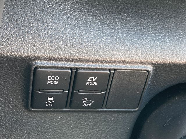 Toyota SIENTA 2016-06 193170-13