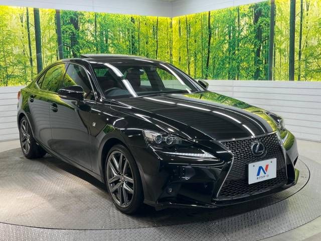Lexus IS 2013-09 182424-16