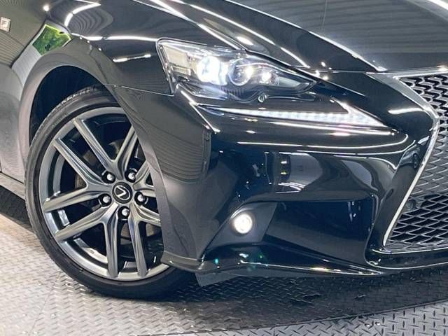 Lexus IS 2013-09 182424-12