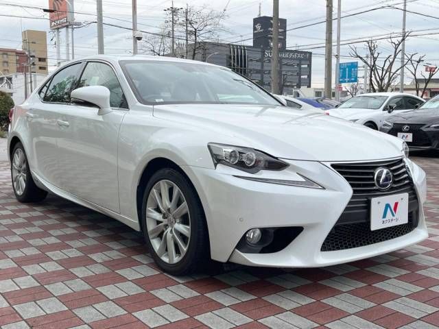 Lexus IS 2014-03 9305-16