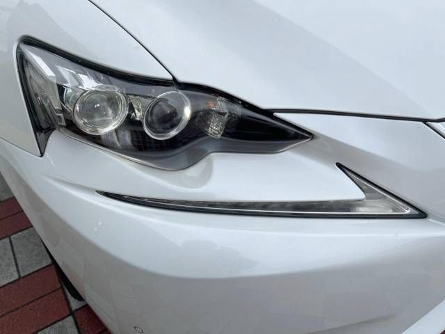 Lexus IS 2014-03 9305-12
