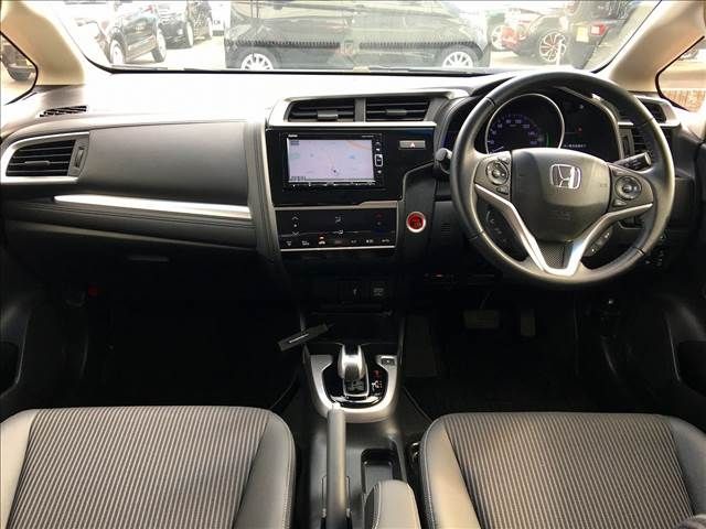 Honda FIT HYBRID 2017-12 9970-2