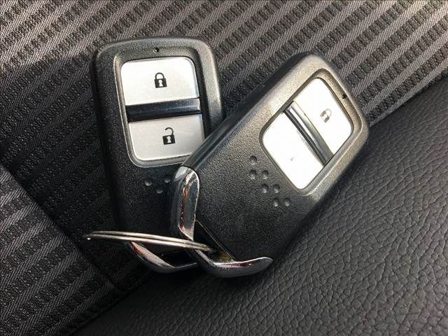 Honda FIT HYBRID 2017-12 9970-12