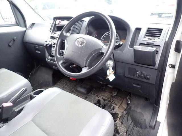 Toyota TOWNACE VAN 2015-10 13588-8