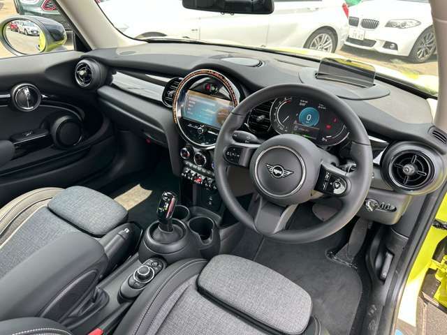 Bmw MINI 2022-12 27760-1