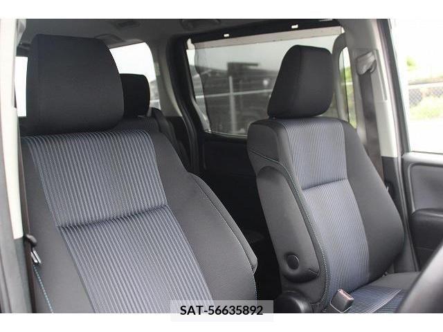 Toyota NOAH 2014-11 231119-12