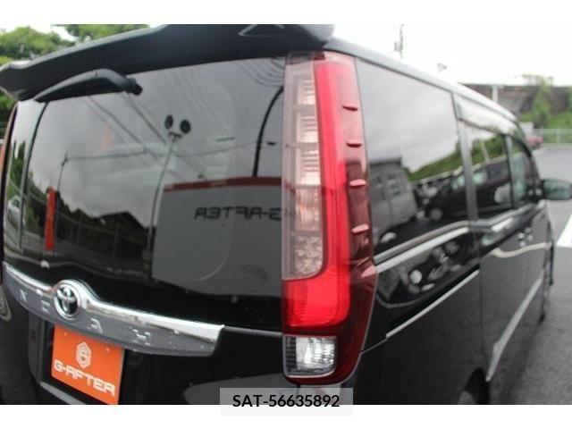 Toyota NOAH 2014-11 231119-10