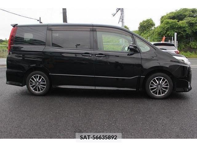 Toyota NOAH 2014-11 231119-6