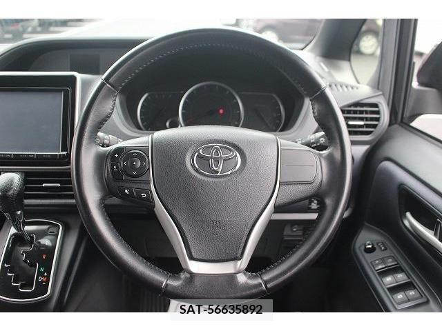 Toyota NOAH 2014-11 231119-16