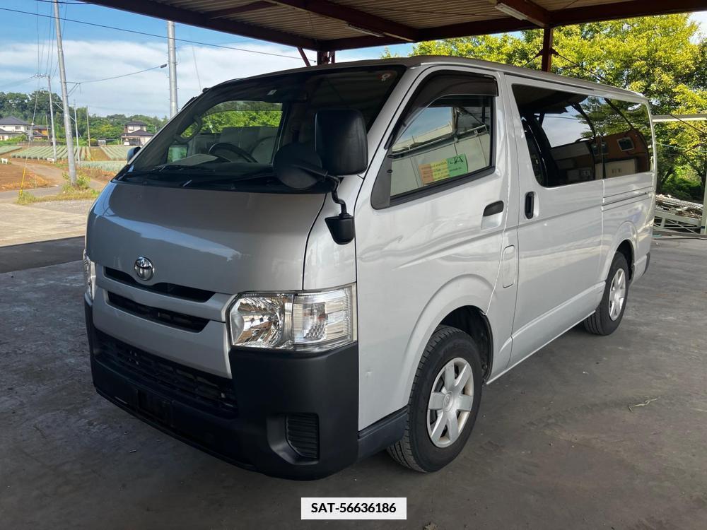 Toyota HIACE VAN 2017-06 334656-0