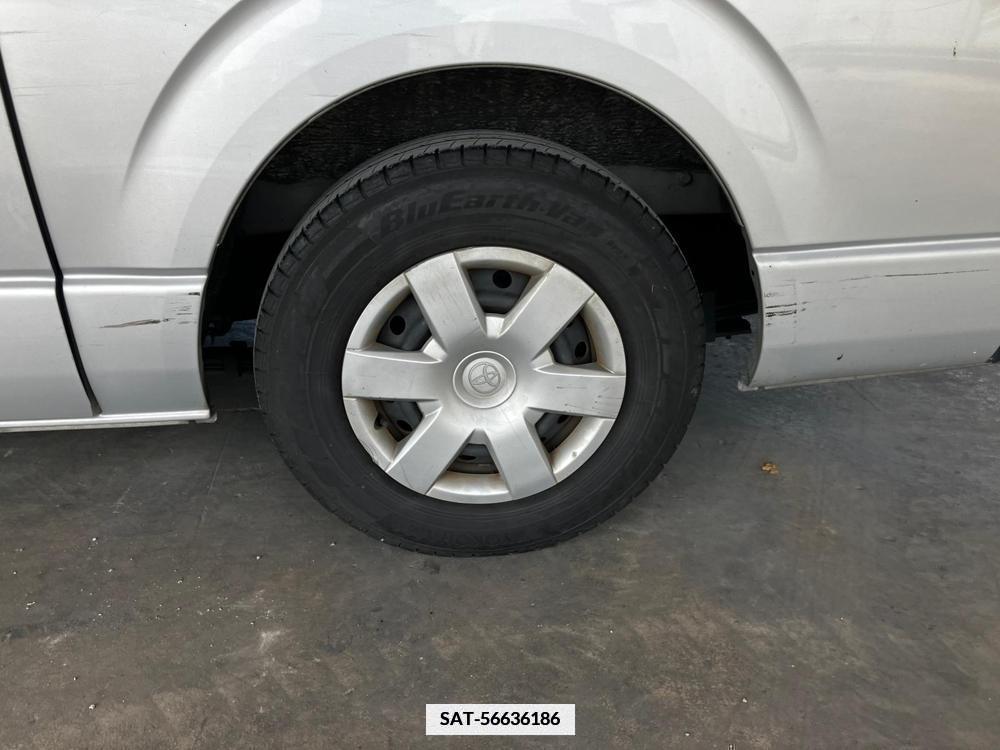 Toyota HIACE VAN 2017-06 334656-11
