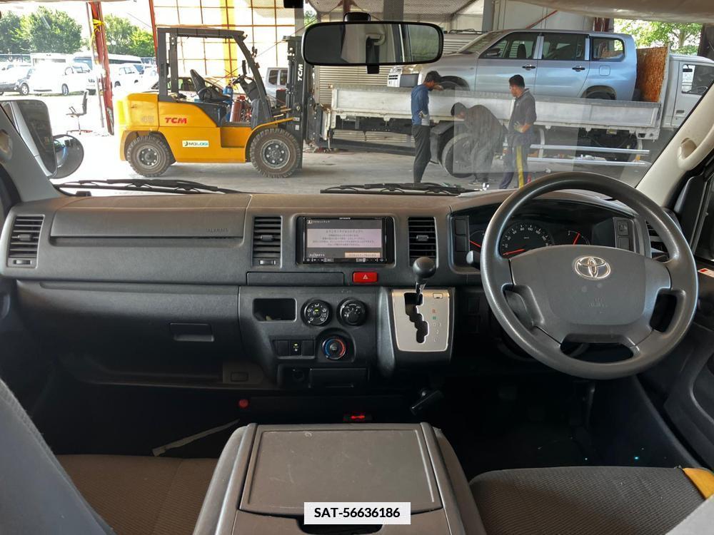 Toyota HIACE VAN 2017-06 334656-20