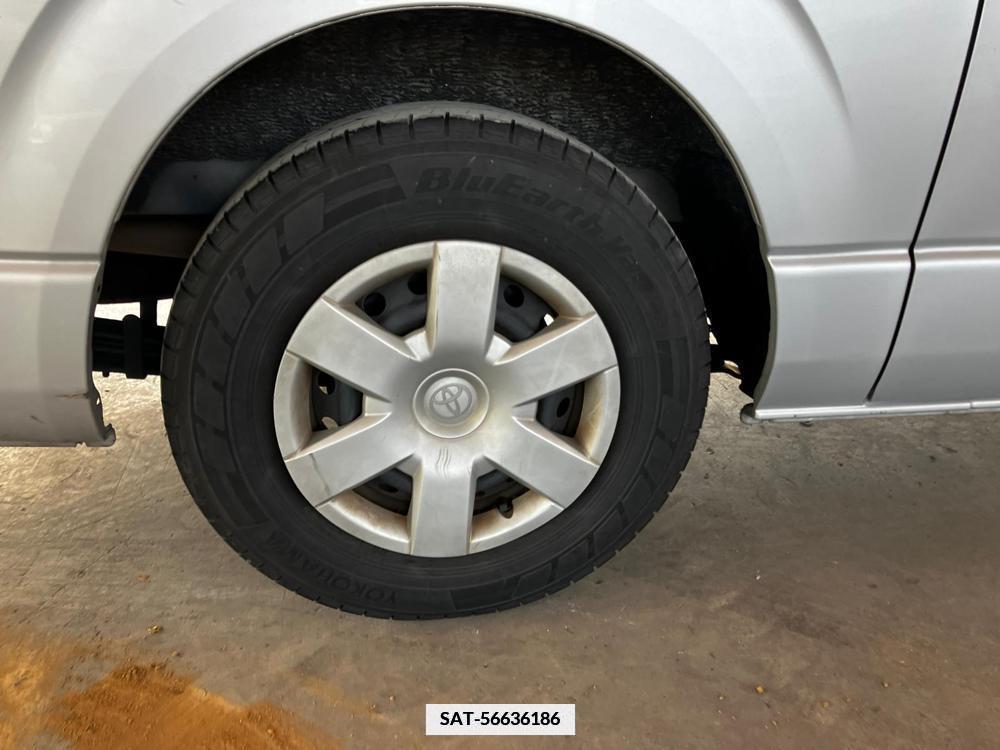 Toyota HIACE VAN 2017-06 334656-8