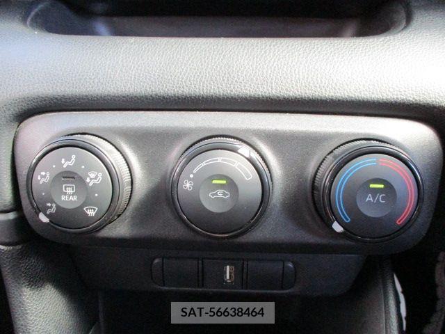 Toyota YARIS 2020-04 386279-19