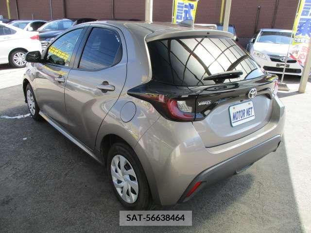 Toyota YARIS 2020-04 386279-4