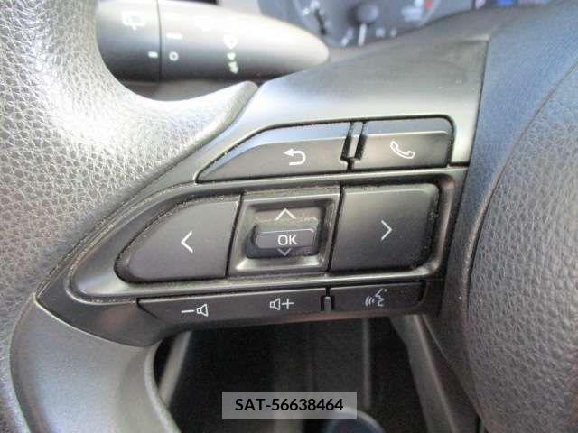 Toyota YARIS 2020-04 386279-13