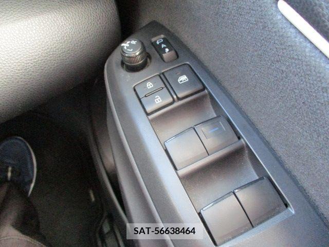 Toyota YARIS 2020-04 386279-24