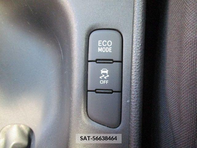 Toyota YARIS 2020-04 386279-20