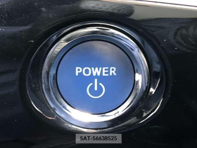 Toyota PRIUS 2017-04 222120-15