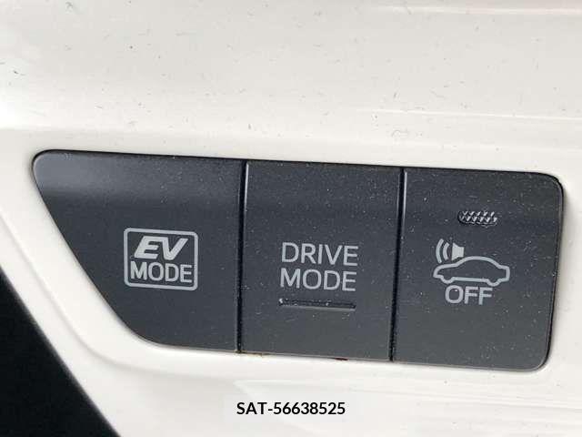 Toyota PRIUS 2017-04 222120-17
