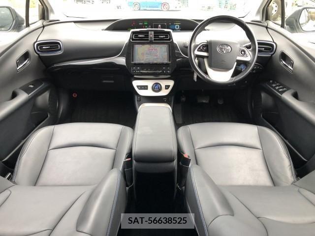 Toyota PRIUS 2017-04 222120-1