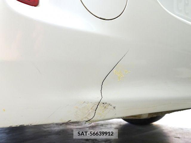 Toyota VOXY HYBRID 2016-03 370570-16