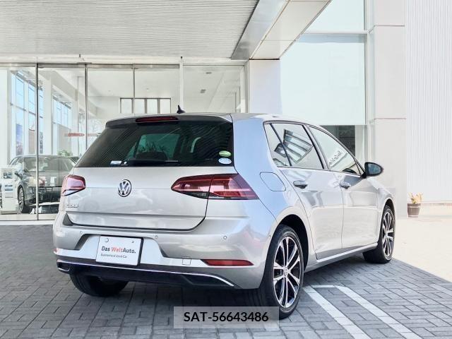 VolksWagen GOLF 2019-09 215555-6