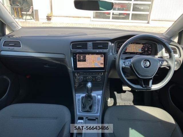 VolksWagen GOLF 2019-09 215555-14