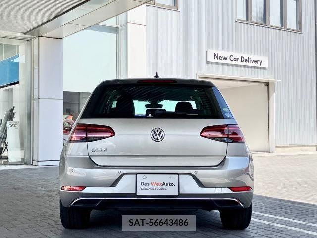 VolksWagen GOLF 2019-09 215555-7