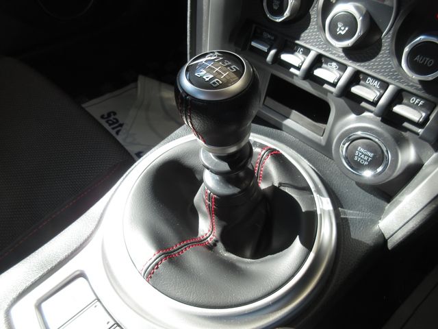 Toyota 86 2016-01 191898-15