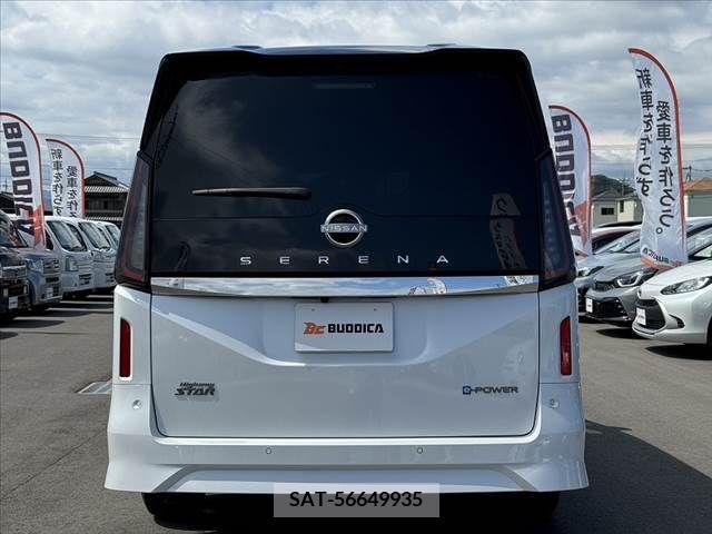 Nissan SERENA 2023-07 332967-14