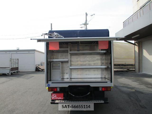 Hino DUTRO 2018-03 267689-7