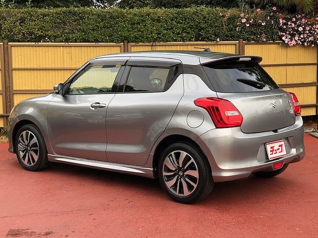 Suzuki SWIFT 2018-01 181826-8