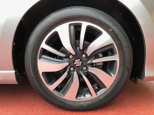 Suzuki SWIFT 2018-01 181826-26