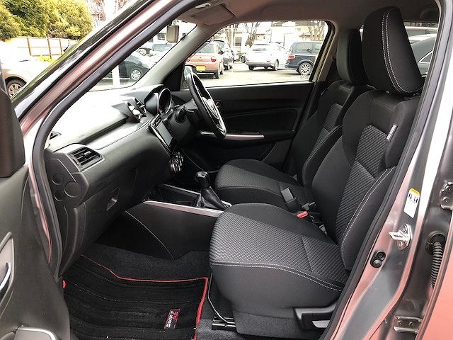 Suzuki SWIFT 2018-01 181826-18