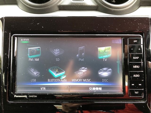 Suzuki SWIFT 2018-01 181826-10