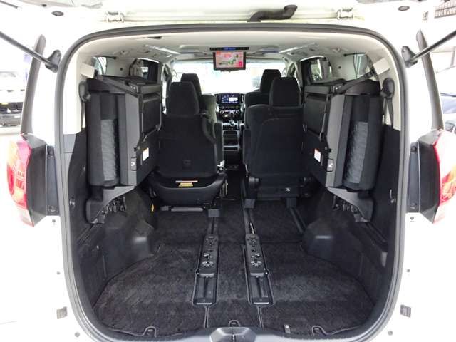 Toyota ALPHARD 2017-02 19659-8