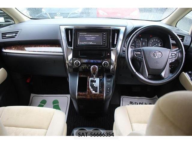 Toyota VELLFIRE 2019-07 386006-14