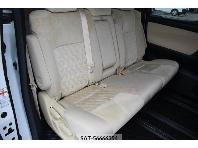 Toyota VELLFIRE 2019-07 386006-13