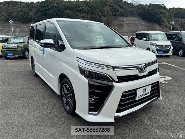 Toyota VOXY 2021-01 223815-12