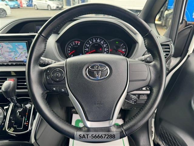 Toyota VOXY 2021-01 223815-19