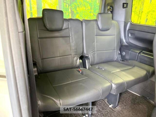Toyota VOXY 2018-10 289202-10
